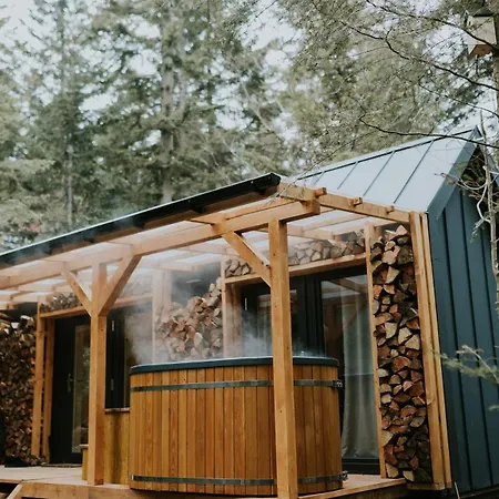 Pod Hala Krupowa - Tiny House W Lesie *